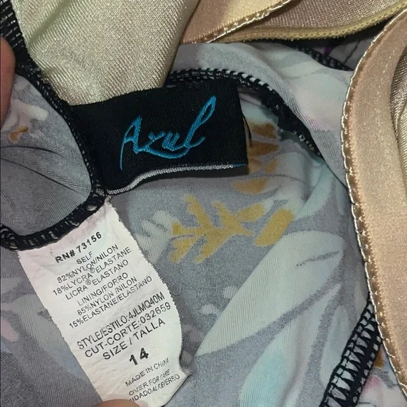 Maxine Of Hollywood Floral Tummy Support One Piece Swimsuit Dress Romper - Picture 4 of 11